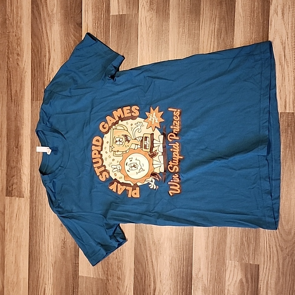 Tee